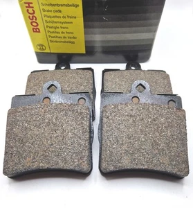 Bosch 0986424519 Scheibenbremsbeläge passt für Mercdes Benz Bremsklötze Bremsbel - Bild 1 von 4