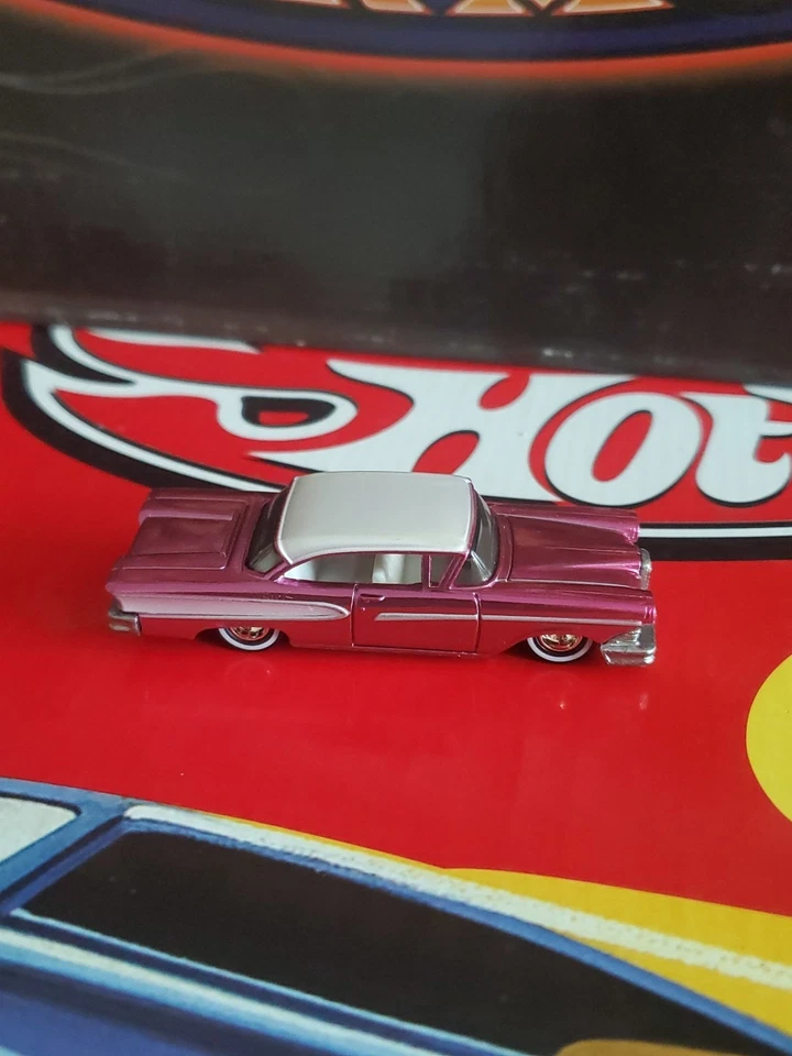 Hot Wheels Classics Series 5 Boxed Set CHASE '58 Edsel in Pink with Real Riders - Image 1 of 4