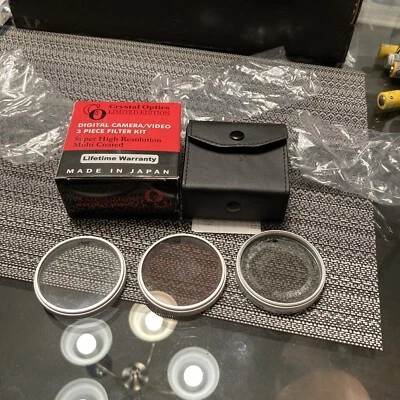 Crystal Optics Limited Edition 52mm Digital Camera /Video 3 Piece Filter Kit.VTG - Image 1 of 4