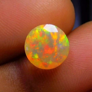 9mm Round Shape AAA Faceted Ethiopian Opal Loose Gemstone 1.6cts - Picture 1 of 3