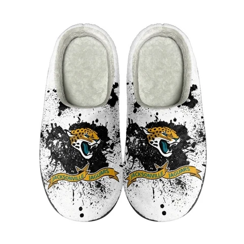 Jacksonville Jaguars Fleece Slippers Unisex Indoor Non-Slip Winter House Shoes Cover