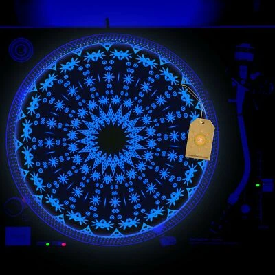 Two Moon Stars Turntable Slipmat GLOW BLACKLIGHT 12 inch - Image 1 of 2