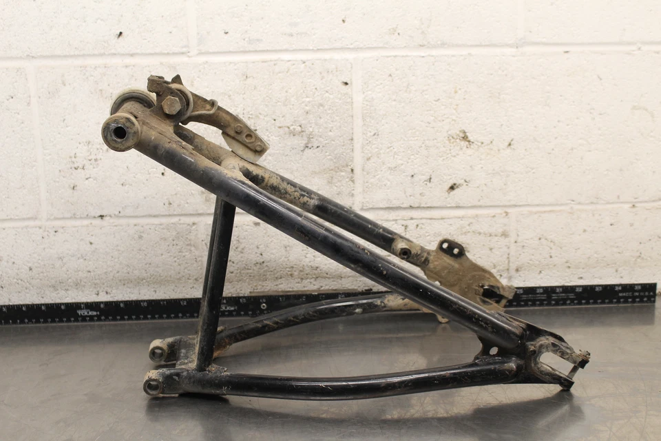 Yamaha MX175 1980 subchasis trasero A250 Foto 1 de 4