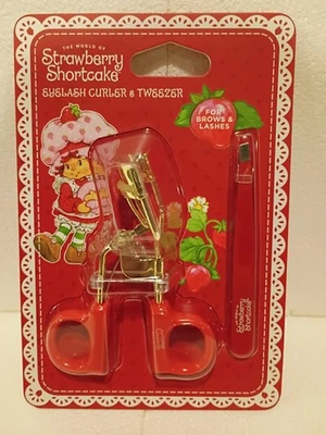 Strawberry Shortcake Eyelash Curler and Tweezer - Image 1 of 2