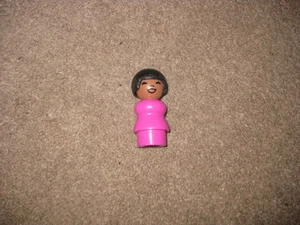 Vintage Fisher Price Little People Asiatisches Mädchen Frau Rosa - Bild 1 von 1