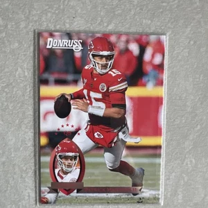Panini Donruss Patrick Mahomes II 2025 retro 1985 #21 - Kansas City Chiefs - Imagen 1 de 2
