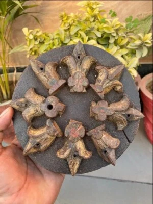 Antiguo panel de pared de techo floral tallado a mano de madera años 1890 Foto 1 de 4