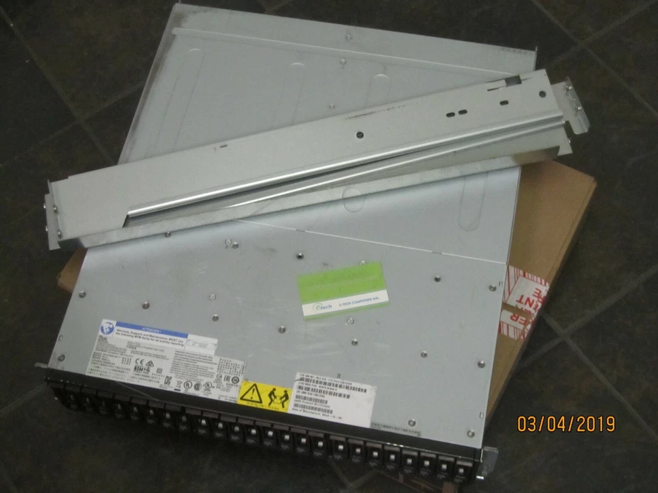 610024X 6100HC2- Lenovo EXP2524 Storage Enclosure w/ 24x 46W0980 46W0984- 1.2 TB - Image 1 of 2