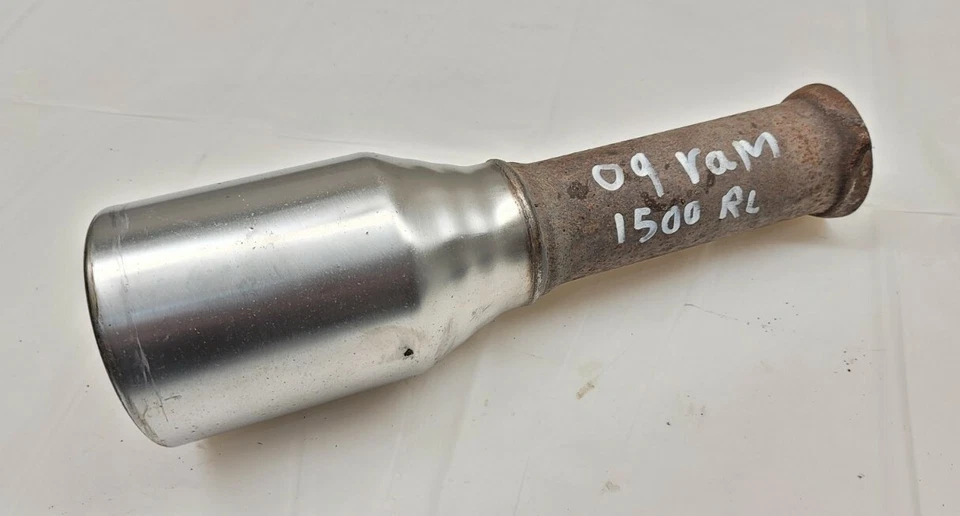 Dodge Ram 1500 2009-2016 5,7 L escape del motor parte trasera izquierda tubo descendente punta OEM Foto 1 de 4