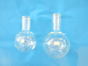 2 FLORENCE ROUND BOTTOM BOILING FLASKS 250mL 500 mL BOROSILICATE GLASS LAB NEW - Picture 1 of 2