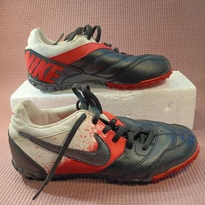 Nike Bomba Pro Astro Turf Fußball Fußballschuhe rot schwarz Größe 4 US - Bild 1 von 18