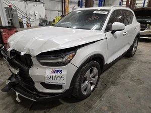 19 - 22 VOLVO XC40 AC Compressor E843536 - Picture 1 of 12