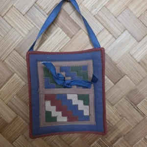 Acolchado hecho a mano árbol de Navidad adorno edredón bloque pequeño decoración del hogar decoración de pared - Imagen 1 de 4