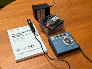 Sony Walkman MD Player MZ-R700 inkl. MDs - Bild 1 von 8