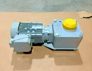 New Sumitomo RNYMS1-1530YA-EP-120 Motor TC-FXPA 1HP 120 Ratio 14.6 Output RPM - Picture 1 of 7