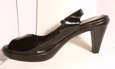 Bella Vita Slingback Leather Heel Shoe w/ Strappy Pattern and Open Toe Size 7.5 - Image 1 of 4