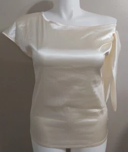 *NWT* Womens VIDUSSA Medium Satin Feel Cream Blouse #B24 - Picture 1 of 3