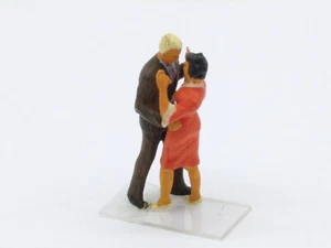 Preiser Figures Dancing Couple with Bases - OO/HO - (Unused) Mint Condition - Picture 1 of 6