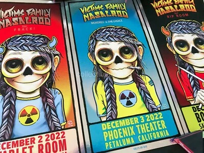 Conjunto de póster con impresión artística variante de lámina brillante pre/post apocalipsis de Zoltron Sue Nami Foto 1 de 4