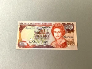 Bermuda P-39 100 Dollars 1989 UNC *Extremely Low Serial Number B/1 000032* - Picture 1 of 2