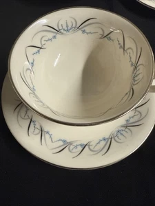 Juego de 7 tazas y platillos Society Fine China Waltz of Spring platino de colección EE. UU. - Imagen 1 de 6