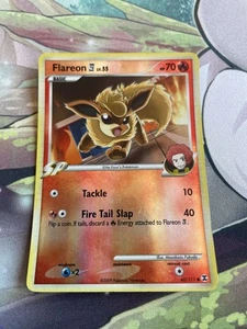Tarjeta Pokémon común holográfica inversa flareon E4 60/111 Rising Rivals LP - Imagen 1 de 2