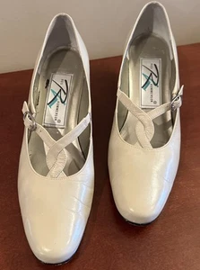ROS Hommerson Ivory Bone Beige Woman Shoes 7 N Narrow 2" Heel Buckle #36144 - Picture 1 of 9