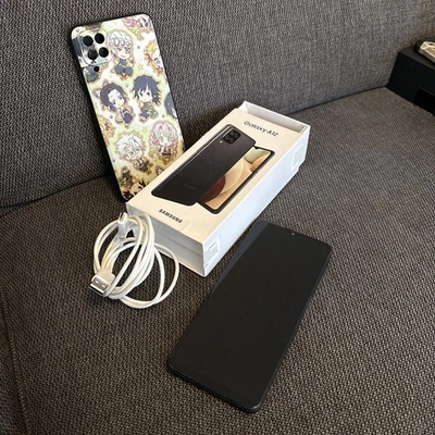 Samsung Galaxy A12 64GB, Schwarz, Dual-SIM, ohne Simlock - Bild 1 von 4