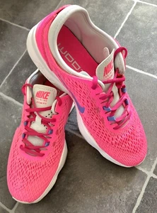 Zapatos de entrenamiento Nike Zoom Fit para mujer malla rosa livianos con cordones usados dos veces - Imagen 1 de 9