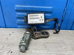 2002-2004 JEEP GRAND CHEROKEE IGNITION LOCK W/KEYS & IMMOBILIZER OEM P04686665AD - Picture 1 of 6