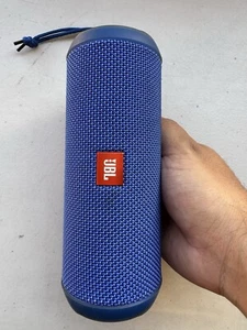 JBL Flip 3 Stealth Edition Bluetooth Speaker Blue WORKS PERFECTLY - Picture 1 of 6