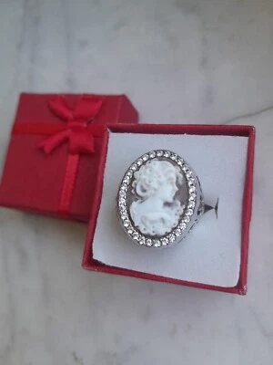  ANELLO  CAMMEO SARDONICO  PROFILO DI DAMA  CON   ARG. 925   REGOLABILE - Immagine 1 di 4