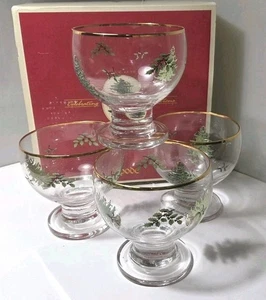4 Spode Christmas Tree Eis/Pudding Glas Dessertschalen mit Fuß Set in Box - Bild 1 von 15