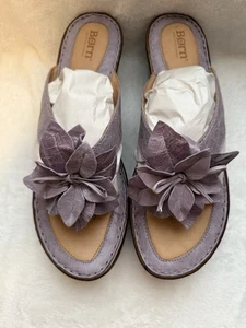 BORN CROWN PURPLE WEDGE SANDALS LILAC SIZE 10 THONG LEATHER FLOWER SHOES - Picture 1 of 6