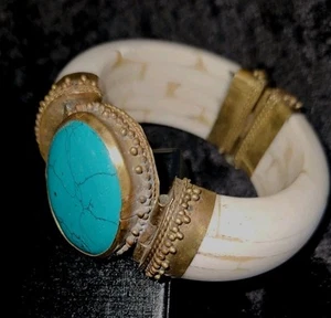 NATURAL TURQUOISE & IVORY BOVINE GEMSTONE SET HANDMADE VINTAGE Bracelet/Bangle - Picture 1 of 9