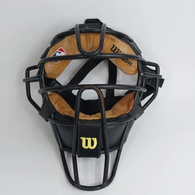Wilson MLB Steel Traditional Baseball Umpire Mask - Image 1 of 4