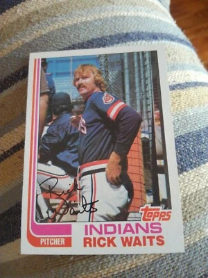 RICK WAITS 1982 TOPPS #573 FREE SHIPPING - Image 1 of 2