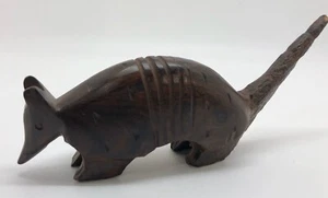 Eisenholz Gürteltier handgeschnitzt Skulptur 6,25" L x 2,75" H x 1,25" B (RF1078) - Bild 1 von 9