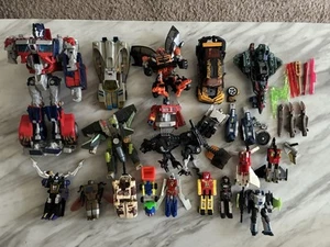 ENORME Lote de Piezas Transformers G1 Gobots Optimus Prime Mudflap Empuje Megatron Etc - Imagen 1 de 13