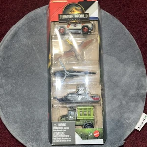 NEU 2025 Matchbox Jurassic World Rebirth 5er Pack Boot Vogel Hubschrauber Jeep Truck - Bild 1 von 3