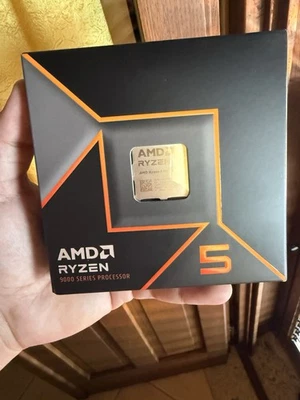 AMD Ryzen 5 9600X – COME NUOVO, 3 MESI DI VITA (per Mobo AM5) - Immagine 1 di 3