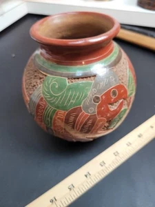 Pre-Columbian Brown Green Hand Made Clay Pottery Vase Made In Nicaragua Managua - Picture 1 of 12