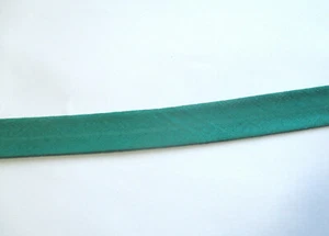 2 m Schrägband Baumwolle grün 20 mm Nähen Stricken Handarbeit - Bild 1 von 1