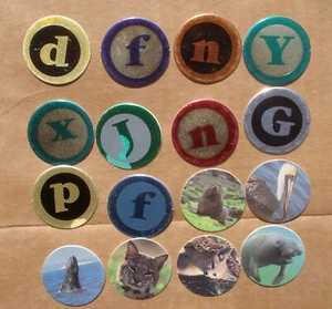 Lotto di 16 lettere/animali selvatici vintage Pogs senza marchio - Foto 1 di 3