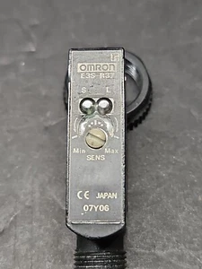 E3S-R37 E3SR37 Omron Photoelectric Sensor (Used and Tested) - Picture 1 of 4