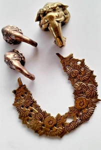 VINTAGE BRASS ELEPHANT HEAD & WREATH STYLE DOOR KNOCKER PARTS ONLY #ac13 - Picture 1 of 8