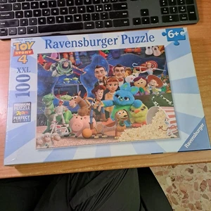 RAVENSBURGER PUZZLE TOY STORY 4 100XXL 6+ Disney PIXAR sigillato premium perfect - Foto 1 di 3