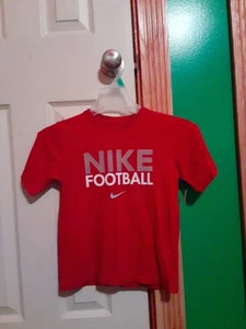 Red Nike Football Boys T-Shirt. Size 5. - Picture 1 of 3