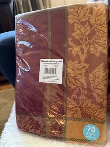 Maplewood Leaf Jacquard Tablecloth 70" Round Cotton Fall Thanksgiving Decor - Picture 1 of 2