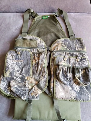 Primos Hunting Calls Vest With Seat - Size XL/XXL Camo Hunting Mossy Oak Read  - Image 1 of 4
